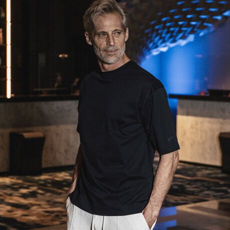 1PIU1UGUALE3 RELAXVPbgV[Y̓ołBȂ̑@ۂɉn^H{AVN̂悤ȖLȌ𐶂ݏoVPbgV[YBׂԎ̎HAƌ݂̂鐶ńB炳Ɗ炩ȕ\ʊɂAG߂ɂKȒSnĂ܂B߂5ɐݒ肵AŜɒ悭ƂTCYl̗]ToBɂ͓F̃IWiShJŔzu܂BtȒpƂ͗ɁATVcƂ͈悷OWA[ȕ\ɎdグĂ܂B[^:UST-22022]----------------------------------------------------------------------------y 1PIU1UGUALE3 RELAX Em sD Em EO@[ g bNX@z"ɏ̕i"Ƃăt@bVjX^ɈĂ܂ȂA1PIU1UGUALE3 RELAX"" ""ւ̒ɃfUCi[炪IA҂ɍgƊ؂"ꒅ"ꂽiŒm1PIU1UGUALE3̃JWAEFACłB̉lm錺l炱ΓIȎx󂯂AbNXCȂł͂"ɂ̒Sn"𐥔̊ĂقB