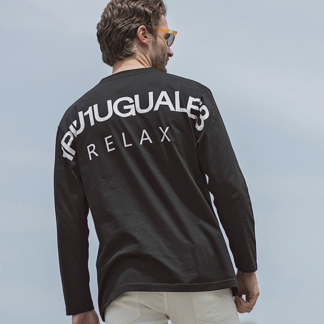 1PIU1UGUALE3 RELAX(ウノピゥウノウグァーレトレ)バックロゴプリント