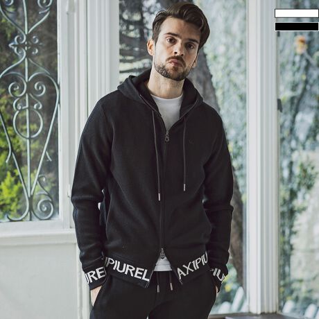 1PIU1UGUALE3 RELAX(ウノピゥウノウグァーレトレ)リブロゴニット  