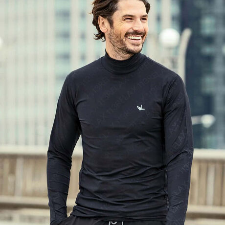 1PIU1UGUALE3 RELAX 総柄モックネックコンプレッションインナー  