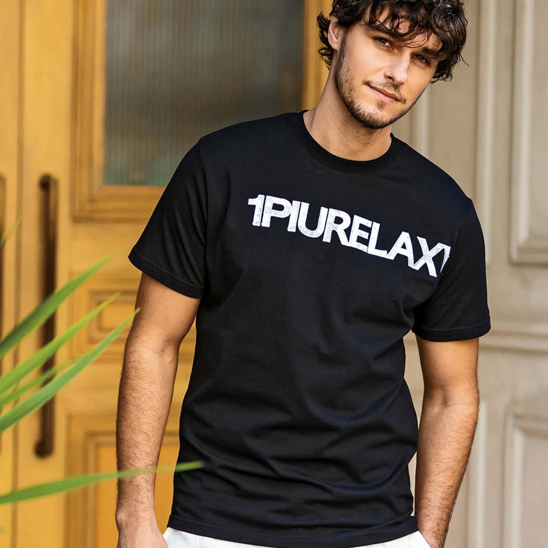 国内発送◎ 1PIU1UGUALE3 RELAX ビーズロゴ 半袖Tシャツ 楽天市場】1PIU1UGUALE3 RELAX ビーズロゴ半袖Tシャツ／ウノピゥ