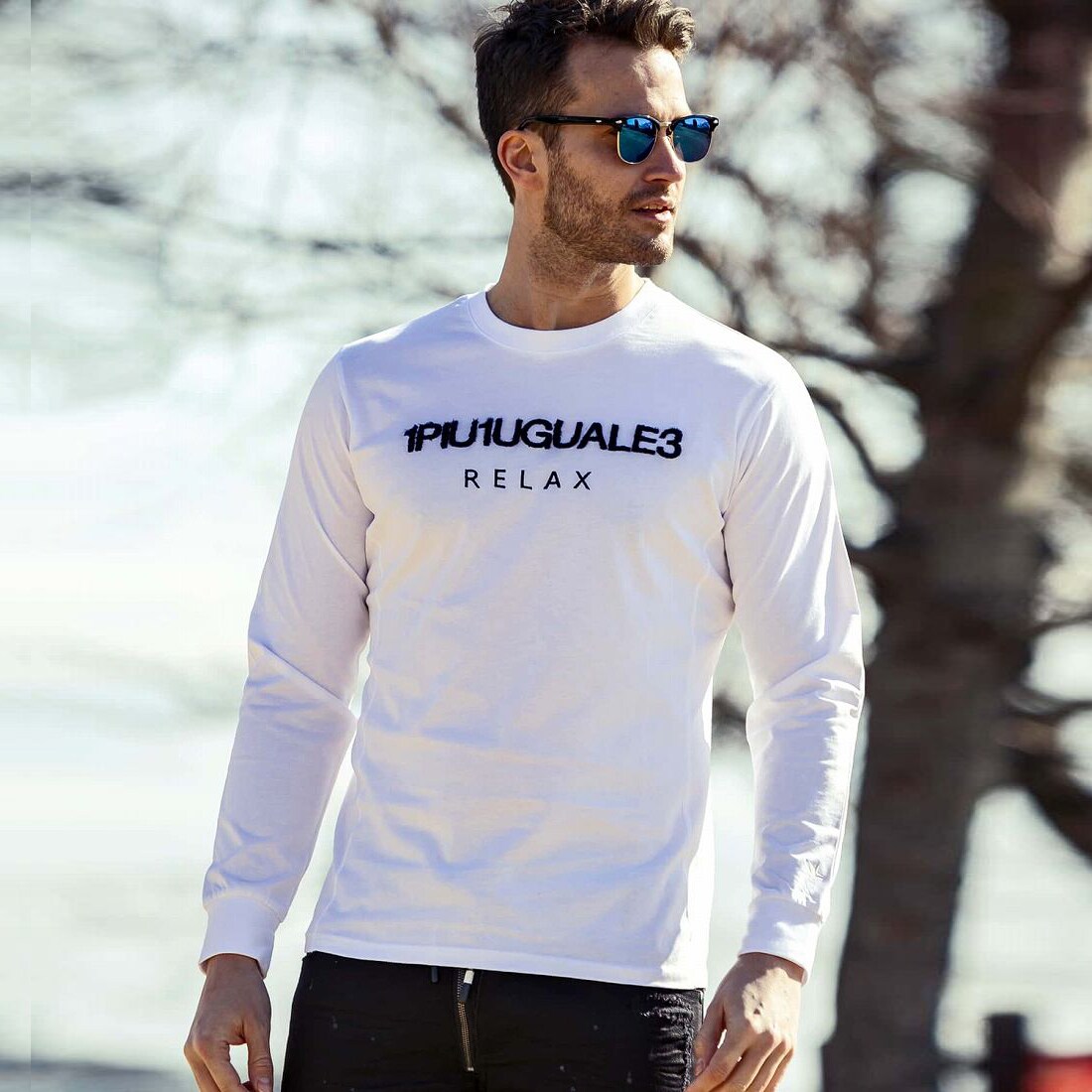 【1PIU1UGUALE3 RELAX】スパークリングロゴロングTシャツ 楽天市場】1PIU1UGUALE3 RELAX スパークリング ロゴ ロング T