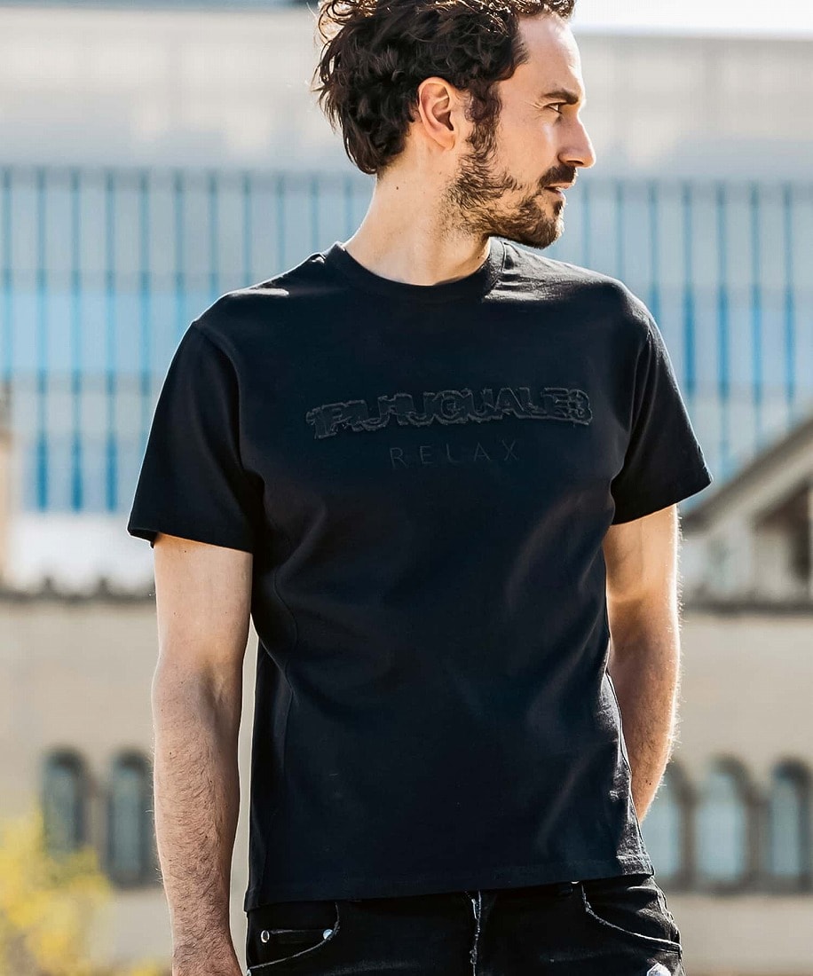 1PIU1UGUALE3 RELAX ゴルフ 総柄 文字プリント Tシャツ 1PIU1UGUALE3 RELAX ゴルフ 総柄 文字プリント Tシャツ - メルカリ