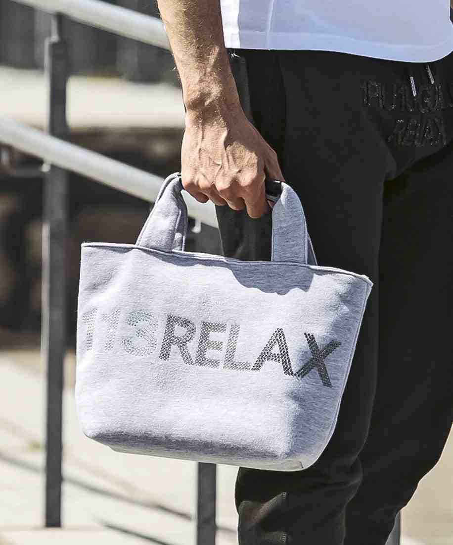 新品未使用 1PIU1UGUALE3 RELAX ロゴトートバッグ 1PIU1UGUALE3 RELAX(ウノピゥウノウグァーレトレ)サークルロゴ