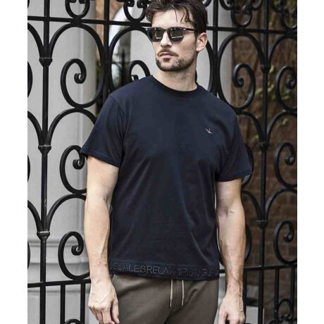 1PIU1UGUALE3 RELAXԂ̃VPbgVgpTVcBx[VbNȒ񂵂₷fUCɁAɐgFn̗̎hJS{1Bɂ̓uhACRłu܂߁vANZgɔzu܂B炳Ƃ炩ȕ\ʊɂAG߂ɂKȒSnĂ܂Bń˃OTVc(ust-25065)ɂځ[^:UST-25005]----------------------------------------------------------------------------y1PIU1UGUALE3 RELAX@Em sD Em EO@[ g bNXz"ɏ̕i"Ƃăt@bVjX^ɈĂ܂ȂA1PIU1UGUALE3 RELAX"" ""ւ̒ɃfUCi[炪IA҂ɍgƊ؂"ꒅ"ꂽiŒm1PIU1UGUALE3̃JWAEFACłB̉lm錺l炱ΓIȎx󂯂AbNXCȂł͂"ɂ̒Sn"𐥔̊ĂقBATTENTIONiʐ^͂ł茻iČ悤ɐSĂ܂Ap̃j^[ɂ荷ق܂BTCYdȂǂɑ̌̍ꍇ܂Bi̎dlуfUC͉P̂߁A\ȂύXꍇ܂B