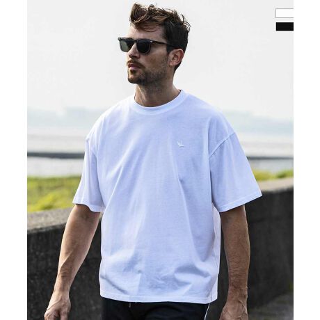 uLEON 4fځvobNɃuhSzuʂ̂ȂfUC͂̃STVcBS̓uhS𔽓]ĎhJƂ͈悷fUCBx[VbNɗVѐSꂽACe͕ĩR[fɂ₷A񂵗͔Q1łBubNƃzCg2FWJŋCɍ킹ĐFႢőĂ̂߂łB[^:UST-25058]----------------------------------------------------------------------------y1PIU1UGUALE3 RELAX@Em sD Em EO@[ g bNXz"ɏ̕i"Ƃăt@bVjX^ɈĂ܂ȂA1PIU1UGUALE3 RELAX"" ""ւ̒ɃfUCi[炪IA҂ɍgƊ؂"ꒅ"ꂽiŒm1PIU1UGUALE3̃JWAEFACłB̉lm錺l炱ΓIȎx󂯂AbNXCȂł͂"ɂ̒Sn"𐥔̊ĂقBATTENTIONiʐ^͂ł茻iČ悤ɐSĂ܂Ap̃j^[ɂ荷ق܂BTCYdȂǂɑ̌̍ꍇ܂Bi̎dlуfUC͉P̂߁A\ȂύXꍇ܂B