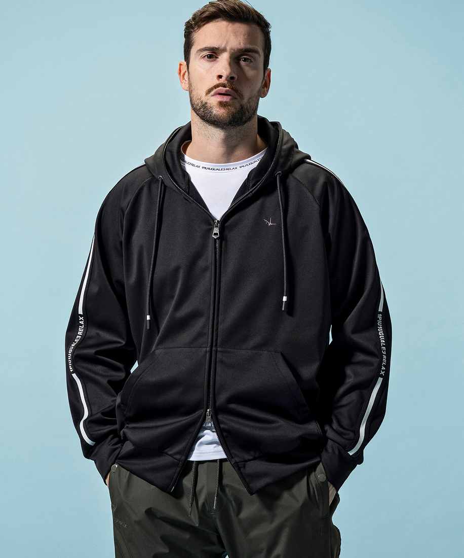 [}C]1PIU1UGUALE3 RELAX EBhv[tXm[p[J[ Xm[EFA/EmsDEmEO@[g bNXi1PIU1UGUALE3 RELAXj black