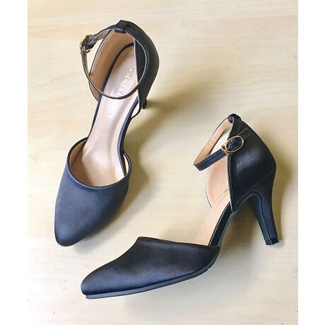 pointFWJ̃VvȃpvXoꂵ܂ISnǋrpvXŋrԂꂢɌ8cmq[ƃZp[g̓KxȘIoŔroIAbp[ɂ͎ǂvJ[ƂɎgp̂dオBsilhouetterꂢɌאgVGbgƃVvȃfUCŃR[fBl[gI΂g₷ꑫBGKXłƂCؚɃLCɌĂ܂BdetailXgbvtȂ̂ŕ₷A~̓NbVC\[ŗSnǂAȐE\tgdグBfUCłȂ[@\˔Sn̂悢pvXBJWAłdłlXȏʂŗėp̂鏤iłIcoordinateVcWPbgȂǂɃXg[gpcAgEU[pcȂǍ킹Ă悭rWlXɁIJVN[{[X[uJbg\[AuEXȂǂɃXJ[gȂǍ킹tF~jX^Cɂ߁ILR[fBl[gƍ킹܂BtH[}AN[gAՁAp[eB[AƎQςItBXȂǗlXȃV[ő劈􂵂܂y^:5430zyîm点z̏i24N513牿i{Ă܂B͂鏤iɂĂ^Oȉꍇ܂Aݕ\ĂTCg\i̔iłB\߂܂悤A肢\グ܂ByLiBERTYDOLLinstagramz@libertydoll.shoes@tH[Ăȏ`FbNIiЉAgh𒆐SɔMĂ܂I