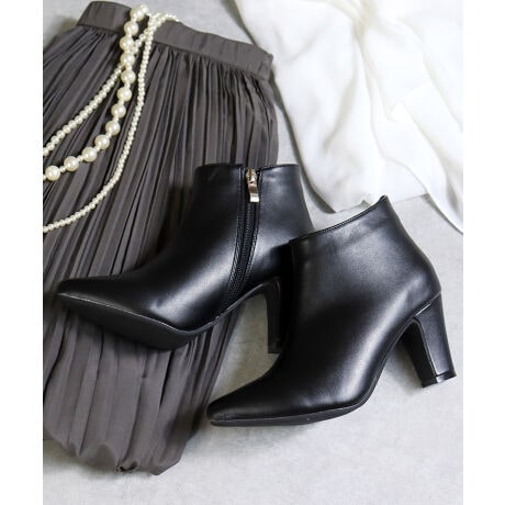 oeBh[TChWbvV[gu[coIINbV̗ǂC\[Sʂɕ~ƂɂKŔQFITł|CgɂȂ߂S[h̃XC_[͎₷J₷̂ł芴Q7.5q[ƁAVvȂVGbgɂrʔQ̃u[cłBꂩ̋G߂Ƀsb^ȃGKgɂ[hX^C`lR[f܂ŕL􂷂ACełIpointAbp[ɂ͍vgpĂA悭ǂȃR[fɂ킹₷AX^CbVŃVvȃfUCBsilhouetteܐ悪V[vȌ`̖،^ŋrꂢɌאgVGbgƃVvȃfUCŃR[fBl[gI΂g₷ꑫBGKXłƂCؚɃLCɌĂ܂Bdetail~̓NbVC\[ŗSnǂAȐE\tgdグByʂŕ₷̂ŔɂAfUCłȂ[@\˔Sn̂悢ꑫB܂At@Xi[̗pAyɒE\BCyɗďoꑫŁA^E[X͖ܘ_AsAJWAłdłlXȏʂŗėp̂鏤iłIcoordinateVcWPbgȂǂɃXg[gpcAgEU[pcȂǍ킹Ă悭rWlXɁIJVN[{[X[uJbg\[AuEXȂǂɃXJ[gȂǍ킹tF~j[^:9014]yîm点z̏i24N513牿i{Ă܂B͂鏤iɂĂ^Oȉꍇ܂Aݕ\ĂTCg\i̔iłB\߂܂悤A肢\グ܂ByLiBERTYDOLLinstagramz@libertydoll.shoes@tH[Ăȏ`FbNIiЉAgh𒆐SɔMĂ܂I