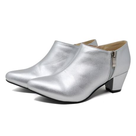 oeBh[TChWbvu[coIINbV̗ǂC\[ƈ芴Q́A5.5cmq[͂oɂœKł߂S[h̃XC_[͎₷J₷̂łBꂩ̋G߂Ƀsb^ȃGKg烂[hX^C`lR[f܂ŕL􂷂ACełIpointrꂢɌ5.5cm`L[q[Ƀ|CebhgD̖،^ŃVGbgƗSnǋu[eBBVvȃfUCŃVGbgƗSnǋCłBsilhouetteܐ͒悭܂邢A[hgDBԂ̂܂ł̓䂪[hȈۂ^܂BGKXłƂCؚɃLCɌĂ܂BdetailTChWbv^Cv璅EȒPɂł̂|Cgq[ɂ͕₷`L[q[̗pBnʂƂ̐ڒnʂLA肵sT|[g܂BAbp[ɂ͂߂ׂ悭鍇vgpBcoordinateVvȃfUCō킹₷AVcWPbgȂǂɃXLj[pcȂǍ킹LCڃR[f߁Ijbg⃍TȂǂɃfjpciW[YjȂǍ킹ăJWAɂI[^:3606]yîm点z̏i24N513牿i{Ă܂B͂鏤iɂĂ^Oȉꍇ܂Aݕ\ĂTCg\i̔iłB\߂܂悤A肢\グ܂ByLiBERTYDOLLinstagramz@libertydoll.shoes@tH[Ăȏ`FbNIiЉAgh𒆐SɔMĂ܂I