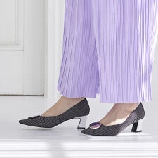 モード・エ・ジャコモ(MODE ET JACOMO)のバックルモチーフスクエアトゥパンプス