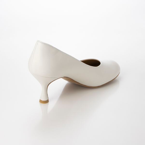 オブリークトゥプレーンパンプス