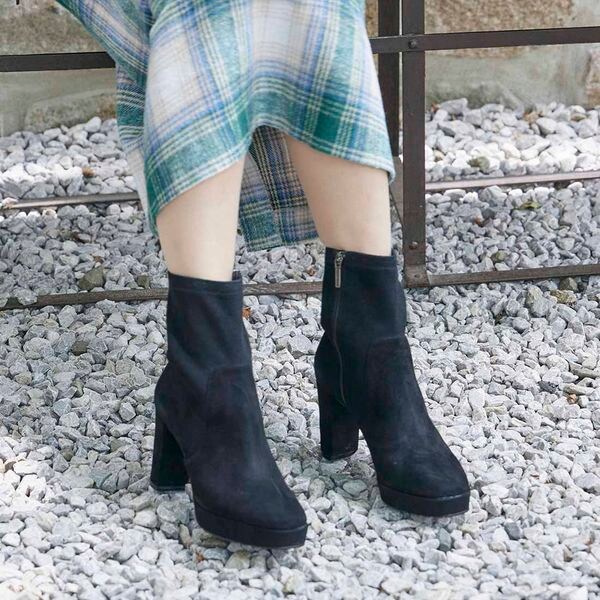 [}C]VvXgb`V[gu[c/[hEGEWRiMODE ET JACOMOj ubNXG[h