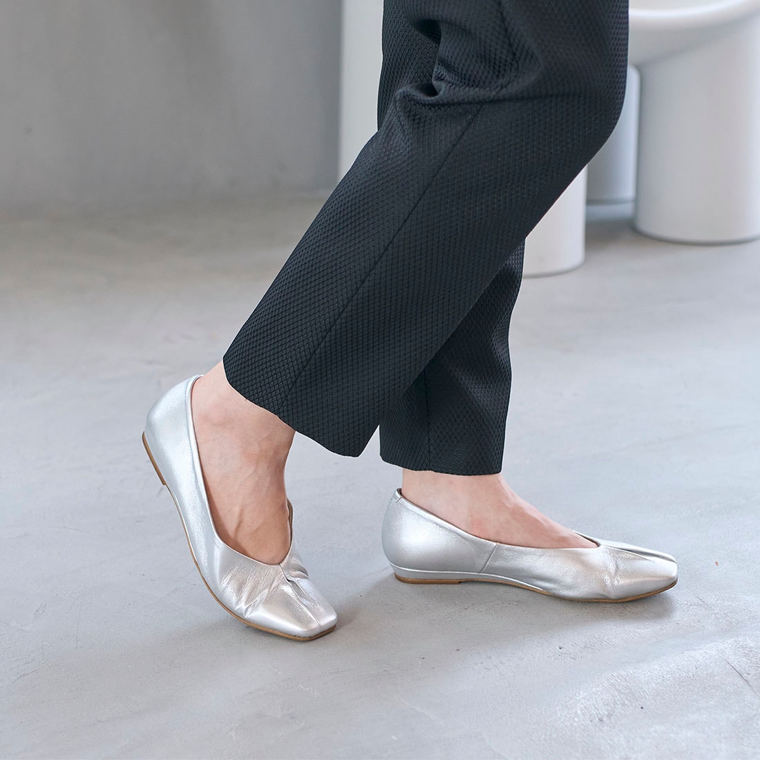 試着のみ　mode et jacomo ネットメッシュ　フラット　パンプス　24 モード エ ジャコモ MODE ET JACOMO ネットメッシュフラット