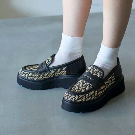 [^:MJLF52167M]ԃACeƂȂĂꃍ[t@[AN̓p`O⃉tBAŐVۂɈߑւB܂G߂ɂ͌C킹ŁAG߂ɂp`Oŗ₩ɁA胍OV[YłACełBtbgxbhƃ\tgȃ[h\[łӂӂ̗SnɎdグ܂BMODE ET JACOMO [hGWRl̏ɌIȂ̂łȂAS܂ŖƂǋnCNGCVuhwzƂĂȂ₩ɁAg̓ȂPЂĂN[r[eB[V[YxꍂX|W<br2Emode et jacoomo [hGWRfށFBLE{viS[hVNj^WHEviXeAp`OHj^BGCEnitBAj+{viS[hVNj#C #fB[XV[Y #JWA #Xgbv #{[\[q[5cm^Xg[3cm/CY2E