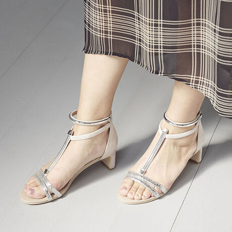 Web限定 メタリックtストラップサンダル モード エ ジャコモ Mode Et Jacomo Mjjt044e ファッション通販 マルイウェブチャネル