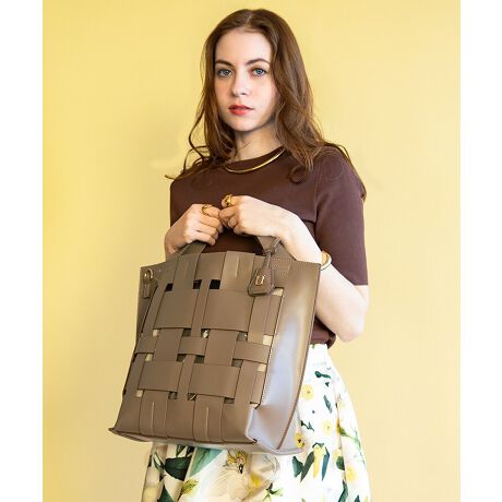 yTVh}pߑ񋟏izgernuȂjvLiֈߑ͂Ă܂hql̂ACi[|[`Ƀ|Pbgtăj[A!!߂̃bVlۂAnȂR[fɊYĂ悤ȃfUCBiȂ炴ƌy₩ɎĂāAg[głV_[ły߂obOłB~R[g̏ォAfUC̍obO΃ObƃIVȕ͋CɁBgAƎ[ł傫߂̃|[`tBS̃NVFbg`[ŏiɁAXJ[tȂǂōʂĊyނ̂IXXłBV_[obO^Cvoꂵ܂IE022-5401Lԍŏi肢v܂BPUU[Ƃͥ_炩ƂG肪ŁA{vɋ߂ڂƎ̍/vłB{vî悤ȓʂȂ͕Kv܂BϐɗDĂ邱ƂłAJȂǂ̐Ă̓̊ȂǂŉĂ܂ۂɂ́A炩zŐ@ĂȂǊȒPȃeiXsĂƂ蒷邱Ƃ\łBAR[Ȃǂ܂܂n܂͗򉻂𑁂߂邱ƂɌq܂̂łӂBîm点ޗ̉î2024N10菇iĒ܂B݂̓TCgɕ\Lꂽił̔̔ƂȂ܂BiɋLڂĂ鉿iɂ܂ċi/Vi݂Ă\܂A܂悤肢\グ܂By Ui[jzfUCi[ Yuko Ohashi̋ՐɂӂCXs[Vꂽ}eAd`ɂiłBmA[itXōjl̏łFCɁALLlɔP߂̎iĂ܂BȂ̋P؂₩ɁAYuko OhashiƋɊFƊyłuhłB摜̏i̓TvłBۂ̏iƐFAdlAHATCYAfޓ኱قȂꍇ܂Bi摜́A̓p\RȂǂ̉{ɂAۂ̐FƈقȂČꍇ܂B\߂BipׂɁAAeV^OEl[KmF̏AGiJAȂǁjɂgpFFڂ̌ƂȂꍇ܂̂ŁA戵ɂ͏[ӂBAR[≖fnȂǂ̏ŁEۉtiɕtƁAFϐFEV~ꍇ򉻂𑁂߂錴ɂȂ܂̂łӂB[^:022-3971]