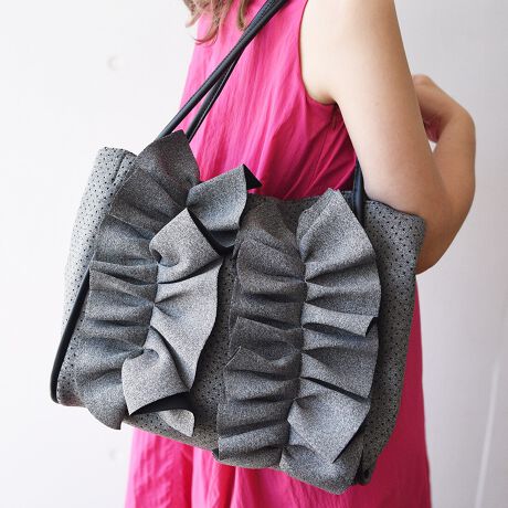 ʋ΂痷sAx̃ItV[܂ŃvCx[gdy݂ɂ҂̃tg[gẗ|I݊lR[f̖**NbV̂_炩bṼ{fBOfނgpBƂĂyāAn̓IȃVGbg𐶂ݏoƂł钍ڂ̑fނłBobOŜɂ{[̂tGKgȂÂPUU[gpAX|[eB[An[hȗvf܂łAÐh~bNXR[fɂ҂̃X^CO̕OƍLĂ邱ƊԈႢȂłBPCیP[XȂǂɂ悭gĂvȑfނȂ̂ŁAוȂʋ΃obO}U[YobO܂ŕLV[Ŋł܂􏬂ȃobOƓłꂩ̉ẴW[V[珬sɂBוoꂷۂɂƂ߂Ă炦悤An̐Fɂ莩łzFB}`LƂĂ̂ŁAKoƊJĒgŜ₷Ao₷ĕ֗B݂̒|Pbg͂Ԃ̊WƂĂgāAh~ɂnh͏_炩``ƂGŌɂDɂ܂BFB₨lւ̃v[gɂ߂ł----------------------------------------------------------------îm点ޗ̉î2024N9菇iĒ܂B݂̓TCgɕ\Lꂽił̔̔ƂȂ܂BiɋLڂĂ鉿iɂ܂ċi/Vi݂Ă\܂A܂悤肢\グ܂B----------------------------------------------------------------y Ui[jzfUCi[ Yuko Ohashi̋ՐɂӂCXs[Vꂽ}eAd`ɂiłBmA[itXōjl̏łFCɁALLlɔP߂̎iĂ܂BȂ̋P؂₩ɁAYuko OhashiƋɊFƊyłuhłB摜̏i̓TvłBۂ̏iƐFAdlAHATCYAfޓ኱قȂꍇ܂Bi摜́A̓p\RȂǂ̉{ɂAۂ̐FƈقȂČꍇ܂B\߂BipׂɁAAeV^OEl[KmF̏AGiJAȂǁjɂgpFFڂ̌ƂȂꍇ܂̂ŁA戵ɂ͏[ӂBAR[≖fnȂǂ̏ŁEۉtiɕtƁAFϐFEV~ꍇ򉻂𑁂߂錴ɂȂ܂̂łӂB[^:032-1291]