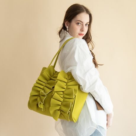 ʋ΂痷sAx̃ItV[܂ŃvCx[gdy݂ɂ҂̃tg[gẗ|I݊lR[f̖**NbV̂_炩bṼ{fBOfނgpBƂĂyāAn̓IȃVGbg𐶂ݏoƂł钍ڂ̑fނłBobOŜɂ{[̂tGKgȂÂPUU[gpAX|[eB[An[hȗvf܂łAÐh~bNXR[fɂ҂̃X^CO̕OƍLĂ邱ƊԈႢȂłBPCیP[XȂǂɂ悭gĂvȑfނȂ̂ŁAוȂʋ΃obO}U[YobO܂ŕLV[Ŋł܂􏬂ȃobOƓłꂩ̉ẴW[V[珬sɂBוoꂷۂɂƂ߂Ă炦悤An̐Fɂ莩łzFB}`LƂĂ̂ŁAKoƊJĒgŜ₷Ao₷ĕ֗B݂̒|Pbg͂Ԃ̊WƂĂgāAh~ɂnh͏_炩``ƂGŌɂDɂ܂BFB₨lւ̃v[gɂ߂ł----------------------------------------------------------------îm点ޗ̉î2024N9菇iĒ܂B݂̓TCgɕ\Lꂽił̔̔ƂȂ܂BiɋLڂĂ鉿iɂ܂ċi/Vi݂Ă\܂A܂悤肢\グ܂B----------------------------------------------------------------y Ui[jzfUCi[ Yuko Ohashi̋ՐɂӂCXs[Vꂽ}eAd`ɂiłBmA[itXōjl̏łFCɁALLlɔP߂̎iĂ܂BȂ̋P؂₩ɁAYuko OhashiƋɊFƊyłuhłB摜̏i̓TvłBۂ̏iƐFAdlAHATCYAfޓ኱قȂꍇ܂Bi摜́A̓p\RȂǂ̉{ɂAۂ̐FƈقȂČꍇ܂B\߂BipׂɁAAeV^OEl[KmF̏AGiJAȂǁjɂgpFFڂ̌ƂȂꍇ܂̂ŁA戵ɂ͏[ӂBAR[≖fnȂǂ̏ŁEۉtiɕtƁAFϐFEV~ꍇ򉻂𑁂߂錴ɂȂ܂̂łӂB[^:032-1291]