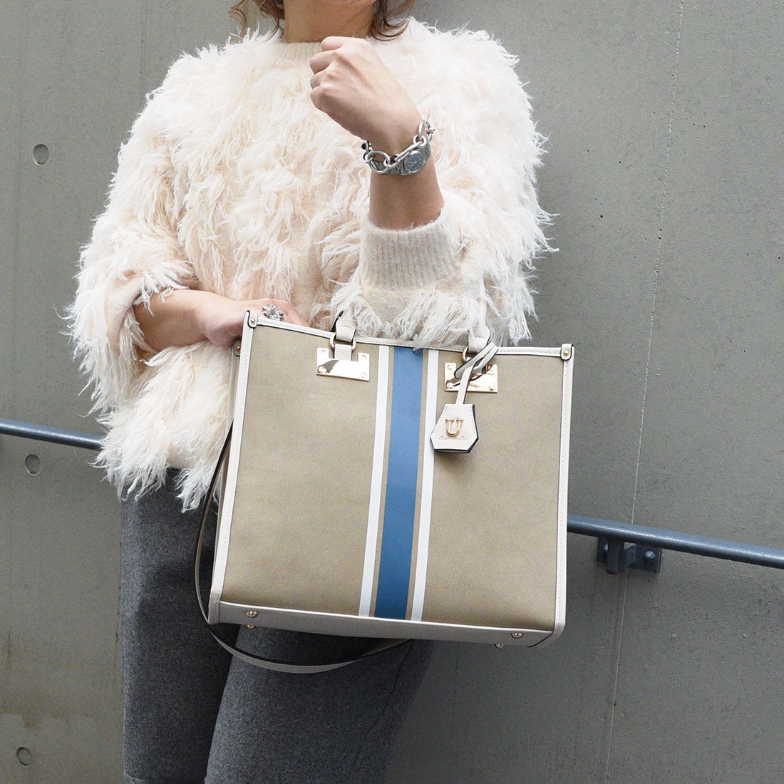 ユー（U）/ラインスエードParisien【パリジャン】トートバッグ Lサイズ/ショルダー付き ラインスエードParisien【パリジャン】トートバッグ Lサイズ