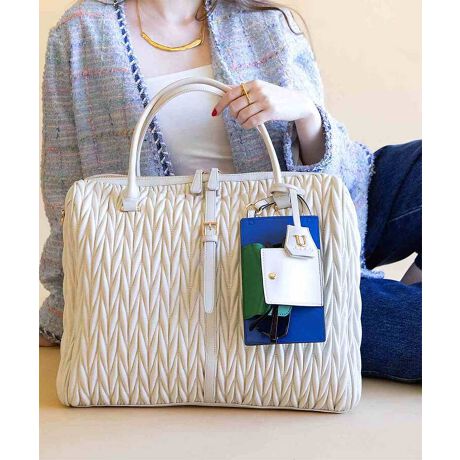 uVvȏAobOBvX}[gȂoX^CɊYApIȃobO`[BTOX⃊[fBOOXȂǁAƐgɂ킯ł͂ȂǁAƂɕKvȃACeX}[gɎ[BobOɎt`[dlAłƎoĕ֗BX}[gtH⏬[ł|PbgtBJtȗVѐSÃX^CɑN₩ȃANZgvXBy Ui[jzfUCi[ Yuko Ohashi̋ՐɂӂCXs[Vꂽ}eAd`ɂiłBmA[itXōjl̏łFCɁALLlɔP߂̎iĂ܂BȂ̋P؂₩ɁAYuko OhashiƋɊFƊyłuhłB摜̏i̓TvłBۂ̏iƐFAdlAHATCYAfޓ኱قȂꍇ܂Bi摜́A̓p\RȂǂ̉{ɂAۂ̐FƈقȂČꍇ܂B\߂BipׂɁAAeV^OEl[KmF̏AGiJAȂǁjɂgpFFڂ̌ƂȂꍇ܂̂ŁA戵ɂ͏[ӂBAR[≖fnȂǂ̏ŁEۉtiɕtƁAFϐFEV~ꍇ򉻂𑁂߂錴ɂȂ܂̂łӂB[^:072-1081]