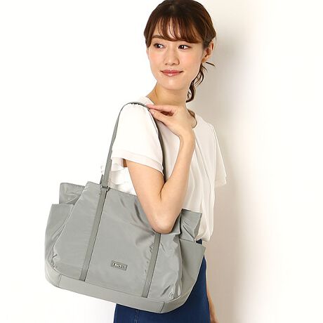 Emoda エモダ サイドポケット軽量トートバッグ エモダ Emoda ファッション通販 マルイウェブチャネル To513 166 69 01