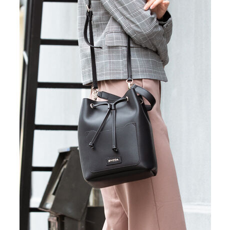 Emoda エモダ ダブルフェイスフェイクレザー２ウェイ巾着ショルダーバッグ エモダ Emoda 9330 ファッション通販 マルイウェブチャネル