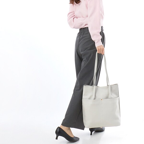 新品フェイラーメニーリボンズ　バッグ　L/MYR-257472リボン付き メニーリボンズ バッグ L/MYR-257472（LOVERARY BY FEILER）｜ルミネの