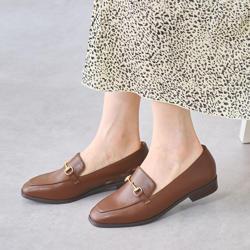 極美品⭐️グッチ スクエアトゥ ゴールドロゴパネル パンプス ブラウン 23 パンプス（ゴールド/金色系・スクエアトゥ）ファッション通販