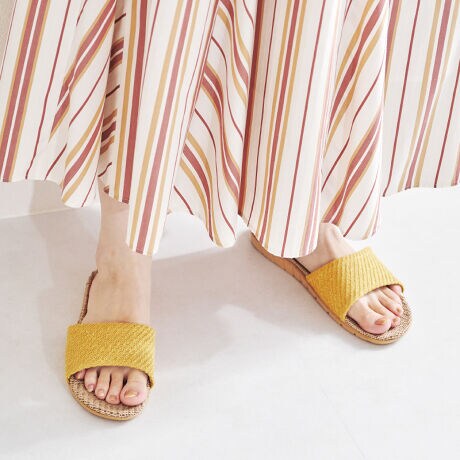 fނőꂵƂ̔G肪Cǂ[V[YBb̗n_炩LoXfނłԂKɃT|[gByʃ\[őɂ̂|CgBT_^CvŏɂA₷̔Y݂Ă1ByIXXPOINTzɂyʃ\[ ߂̃TCY T_^Cvŏɂ y\[\Lɂāz\[̕\L͑ƂȂ܂ׁATCY\Lł͂܂ByTCYɂāzSc35-36(22.5-23.0cm)/Mc37-38(23.5-24.0cm)/Lc39-40(24.5-25.0cm)