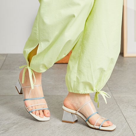 p[cɃJ[ςA▭ȐF̃oXȂV[Y[hCɉPVCT_BxgɕtpCsOŒ悭ł̂œ̂fނłC킸oBۂ݂ттgD肰ȂÂ𑫂ĂAX^C_炩ۂɁBƗ~[͌CCꂵɂAE₷̂ŃwreԈႢȂB[^:31244]y22.0cm`26.0cmz傫TCY TCY S LL