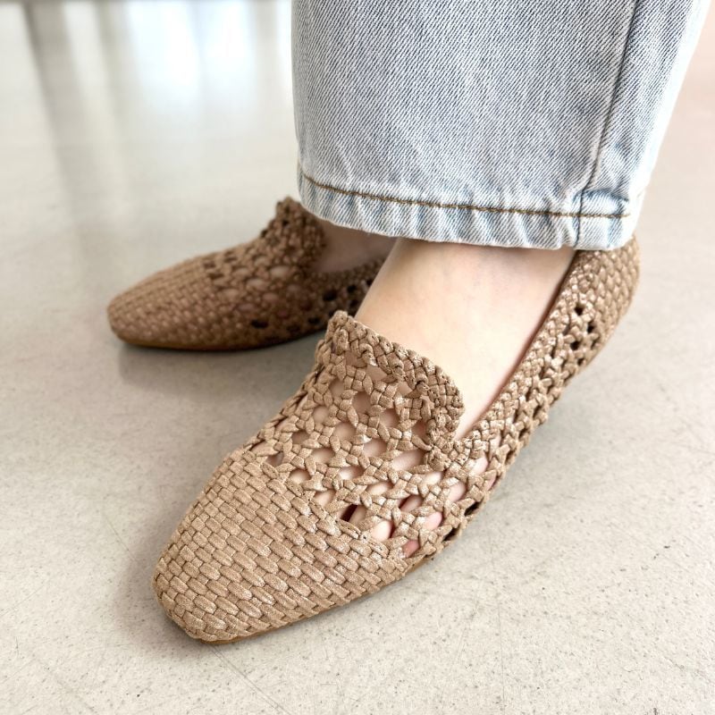オッフェン　ポインテッドトゥ　 スカラップ　フラット　パンプス　ベージュ pointed-FRIN / BEIGE & BLACK | Offen