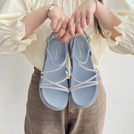 ؚȃi[XgbvɏԂ̃NAȃCXg[ASACeBk[fB[ȑoA悢̃\[ɂ邱ƂŃJWA_EALX^COɂ҂͂܂1BAVg[ɔzuXgbvfUĆA茩悤ɌvZꂽɁBX^COɉf鍡GڃACeB[^:41217]