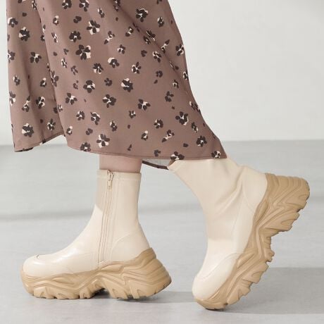 ƂƂ{[Xj[J[\[CpNg̃u[ćAŃR[fBl[g̎ɂȂ1B̓Xgb`fނő肪ǂtBbĝŁA{[~[ȃ\[Ƒgݍ킹邱Ƃō׌ʂQB\[ɂ͌yʂŏ_炩ގgpĂ̂ŁAڈȏɕ₷ɂ̂ŁAGɓꂽ}XgACeBy@\zEyʁE\[͏_炩ގŕ₷AɂEXgb`fނŏ_炩A肪悢yPOINTzEyʁIБ335g(MTCYŌv)E_炩\[łĂɂE{[~[ȃ\[ō׌ʁyX^btRgzSTAFF@D񕁒ĩTCYF22.0cm/STCYFE21.0cm /21.2cmiCYjFD^FMV^pTCYFSTCYzF҂RgFSł҂łB肪_炩đ肪̂ŁAXgXt[ŗłBSTAFF@W񕁒ĩTCYF22.5cm/STCYFE22.5cm /22.5cmiCYjFE^FMV^pTCYFMTCYzF҂RgFMTCYł҂łBn_炩AڈȏɌyăXj[J[̂悤Ȋoŗ܂BSTAFF@U񕁒ĩTCYF23.5cm/MTCYFE23.5cm /23.5cmiCYjFEE/D^FMV^pTCYFMTCYzF҂RgFMTCYł҂łBꌩd܂Ƃɂyĕ₷Xgb`fނȂ̂ŗߕtȂSnQ̂PłBSTAFF@UM񕁒ĩTCYF24.0cm/LTCYFE24.0cm /23.8cmiCYjFE^FMV^pTCYFLTCYzF҂RgFܐɂȂ]T܂AŌŒ肳̂ŃTCY͂傤ǗǂłBwɋԂ̂Œ܂ȎłƂĂyɗ܂BSTAFF@Y񕁒ĩTCYF24.0cm/LTCYFE24.7cm /E24.5cm iCYjFD^FMV^pTCYFLTCYTCYzF҂RgF͂Ȃ^CƂłAXgb`fނŒߕt͂ȂłBڈȏɌyāSTAFF@O񕁒ĩTCYF25.0cm/LLTCYFE24.8cm /24.7cmiCYjFC^FGWvg^pTCYF41TCYzF҂RgFw߂Ȃ̂ŗĂɑOɃYĂܐ悪܂B~ŗ܂BSTAFF@N񕁒ĩTCYF25.0cm/LLTCYFE25.2cm /25.5cmiCYjFE^FMV^pTCYFLLTCYzF҂RgF\[yʂŁANbVĂ₷łBXgb`fނŏ_炩łBL[[hXj[J[ r@ׂ݂@yʃ\[@Xgb`@oL[q[@{[\[@Xj[J[u[c@gbN\[@Xj[J[@@Xj[J[\[@gh y ₷ ɂ [^:41412]