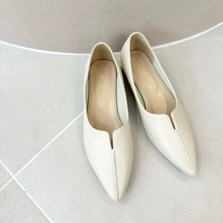 V[vȃVGbgYȃ|CebhgDpvXBVvȂ肰ȂXeb`Z^[V[{ƂőƌĂ邱̃fUCBɂ̓XbgĂ̂ōb̈Ȃ̂B߂̃tAq[̓VGbgYɌA芴΂Bڂ̃uE͐[݂̂Fō킹₷߃J[BTvɂĎBeĂ܂̂ŁA~FASFAn̐F̎dlɕύXꍇ܂B炩߂ByPOINTzEɃXbgĂ̂ōb̈ȂEYɌĂE[q[Ȃ̂ɂ茩ĂE2.8cm̃[q[ŕ₷AɂEx[VbNȃfUCȂ̂łǂȃR[fɂEł͂ʋ΂IP[Wɂ߁ySTAFF RgzSTAFF@D񕁒ĩTCYF22.0cm/STCYFE21.5cm /21.2cmiCYjFD^FMV^pTCYF35TCYzF҂RgF35łƂ҂łBܐ悪܂A߂ΖȂłBSTAFF@W񕁒ĩTCYF22.5cm/STCYFE22.5cm /22.5cmiCYjFE^FMV^pTCYF36TCYzF҂RgFfƏׁAC⒆~Ǝv܂B|CebhgDłɂƂ܂B[q[Ȃ̂Œʋ΂ɂ߂łBSTAFF@UM񕁒ĩTCYF24.0cm/LTCYFE24.0cm /23.8cmiCYjFE^FMV^pTCYF38TCYzF҂RgFf38҂łBɌłƂܐɈ̂ŁAXgbLOgpē܂悤Ǝv܂BSTAFF@O񕁒ĩTCYF25.0cm/LLTCYFE24.8cm /24.7cmiCYjFC^FGWvg^pTCYF41TCYzF҂RgF|CebhgDłw炸₷łBJ[̓x[VbN3FȂ̂łǂg肪ǂłBSTAFF@N񕁒ĩTCYF25.0cm/LLTCYFE25.2cm /25.5cmiCYjFE^FMV^pTCYF41TCYzF҂RgF悢q[̍ƃNbVĂASnǂłB[^:45301]