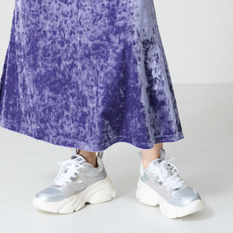 LLCXg[ڂXj[J[́AX|[eB[ȒɃtF~jvfvXꂽR[f̎ɂȂACeBScScƂ̃\[gݍ킹邱ƂŃGKXɂȂ߂JWAvfƂ̃oXBŜ𓯐Fł܂Ƃ߂ubN̓VGbgۗۂɁAVo[͌̂郁^bNfނgݍ킹邱Ƃŉf1ɁBTvɂĎBeĂ܂̂ŁA~FASFAn̐F̎dlɕύXꍇ܂B炩߂B[^:OT3748]