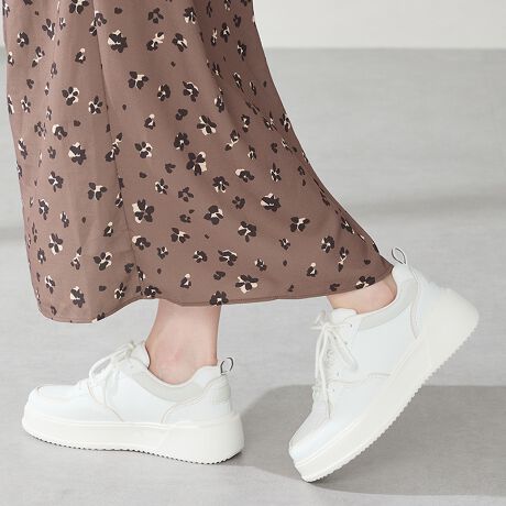 ݂̂R[g\[ƃp`OfUC̑gݍ킹ۂJWAȃXj[J[́AȂƂ\[ŏ炵_炩͋CZdオɁB肰ȂoCJ[̃fUCubNƃbhAg[ł܂Ƃ߂邱ƂŃR[fI΂zCgAVF̃uE̖LxȑIׂ4FWJBTvɂĎBeĂ܂̂ŁA~FASFAn̐F̎dlɕύXꍇ܂B炩߂B[^:OT3750]