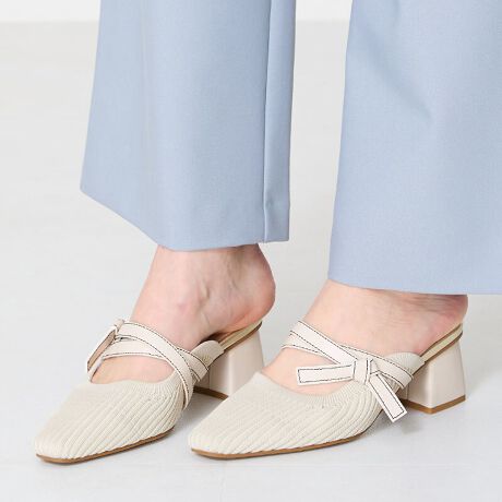 n̂jbgfނgppvX́A~[^CvłƃtɗACeBTChɃ{Xgbv́AXeb`fUCăANZgAɃX[Xfނgp邱ƂŊÂ}ltF~j1BXgbv̔zuۂ݂̂XNGAɃJbgȂǁAbYɌ悤ȎdオBTvɂĎBeĂ܂̂ŁA~FASFAn̐F̎dlɕύXꍇ܂B炩߂B[^:51120]