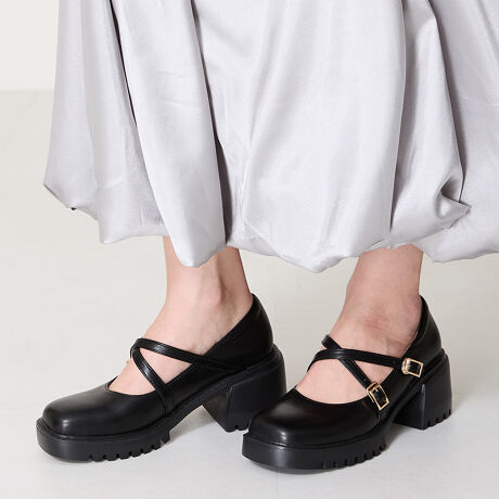 X^CAbv{[~[ȌɃXgbvfUCgݍ킹{1BڈȏɌyAɂ̓NbVĂ̂ŒɂȂɂS̗₷B_uXgbv̓NX̌`IŁAbxĂ̂Ńz[hAbvBbOACeƂ̑QȂ̂ŁAt悩璷ACeBTvɂĎBeĂ܂̂ŁA~FASFAn̐F̎dlɕύXꍇ܂B炩߂B[^:51121]