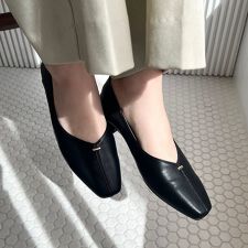 厚手クッション入り 柔らかく歩きやすい ローヒール ゴールドパーツVカットバブーシュ/51112