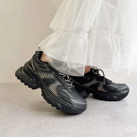 GɃJbeBOꂽAbp[fUC̃Xj[J[͉ʂ̏ȂRpNgȃ\[IŐꂽsIȈۂɁBS̓IɗF̒Ƀ^bNJ[̐ؑփp[cXgCṽV[[XANZgBx[W̃\[Ƃ̑gݍ킹u₩ȃVo[ƁAsNS[h̍FubN2FWJBTvɂĎBeĂ܂̂ŁA~FASFAn̐F̎dlɕύXꍇ܂B炩߂B[^:OT3754]