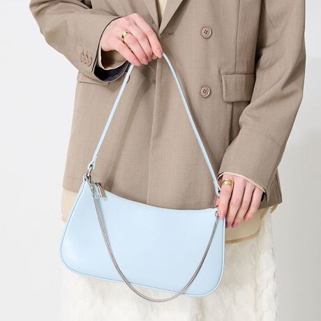 [^:BA-249]gh̃n[t[^VvȂڂȃobOB̃XgbvfށA`F[2ޕtĂ̂œɂăeCXgς̂|CgB}`6cmƔ߂Ȃ500ml̃ybg{g[́Bƌ邩ƂfނgpĂ̂ŃIP[WV[ɂ҂ByIXXPOINTzO\ȃV_[E`F[[XgbvtTvɂĎBeĂ܂̂ŁA~FASFAn̐F̎dlɕύXꍇ܂B炩߂B