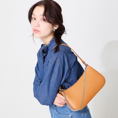 [^:BA-249]gh̃n[t[^VvȂڂȃobOB̃XgbvfށA`F[2ޕtĂ̂œɂăeCXgς̂|CgB}`6cmƔ߂Ȃ500ml̃ybg{g[́Bƌ邩ƂfނgpĂ̂ŃIP[WV[ɂ҂ByIXXPOINTzO\ȃV_[E`F[[XgbvtTvɂĎBeĂ܂̂ŁA~FASFAn̐F̎dlɕύXꍇ܂B炩߂B