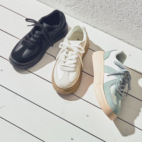 ghp̃W[}fUCՂƂ\[Ɗ|킹`VNȃXj[J[͎邾ŏ{ȃR[fBl[gɁBꌩJWAȃfUCȂۂܐS̓IɃRƂ`킢炵Aܐ敔̖{vXG[h̕_炩ȕ͋CɂĂBx[WƂ̃oCJ[̑gݍ킹u₩ȃu[ڃJ[BTvɂĎBeĂ܂̂ŁA~FASFAn̐F̎dlɕύXꍇ܂B炩߂B[^:OT3763]