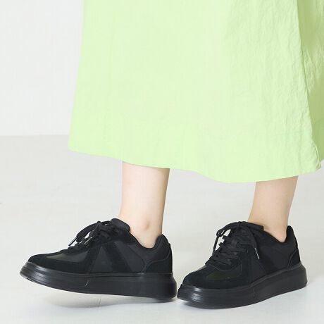 ghp̃W[}fUCՂƂ\[Ɗ|킹`VNȃXj[J[͎邾ŏ{ȃR[fBl[gɁBꌩJWAȃfUCȂۂܐS̓IɃRƂ`킢炵Aܐ敔̖{vXG[h̕_炩ȕ͋CɂĂBx[WƂ̃oCJ[̑gݍ킹u₩ȃu[ڃJ[BTvɂĎBeĂ܂̂ŁA~FASFAn̐F̎dlɕύXꍇ܂B炩߂B[^:OT3763]