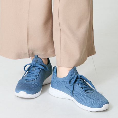 _lC̃jbgXj[J[烌[XAbvfUCVoI^ƂƂySn͂̃jbgXj[J[Ƀ[XAbv^CvoBCRōb𒲐߂ł̂Ŏ̑ɍ킹ătBbg߂dlɁBɃAbp[ŜLk̂jbgfނő肪ǂ\[͕₷悤Ԃ̗ǂ݌vŃXgXt[ȗSnBĈƂɂŷŃ^E[XłȂANeBuȂoV[ɂ􂵂ĂꂻBfUCŌCRȂ̃fUCpӂĂ܂Bu3709vƂ܂By@\zERقǂɂ̂܂ܗ郌[XAbvfUCEyʁȄ_炩jbgfނő肪ǂAXgXt[ȗSnEjbgfނȂ̂ŒʋCǂAKɗECRōb𒲐߂ł̂Ŏ̑ɍ킹yPOINTzEБ153g(37TCYŌv)ƌyʁIEƑւ̃v[gɂ߁IȄ_炩jbgfނŃtBbĝ闚SnER[fɍ킹đIׂLxȐFWJTvɂĎBeĂ܂̂ŁA~FASFAn̐F̎dlɕύXꍇ܂B炩߂ByX^btpRgzSTAFF@D񕁒ĩTCYF22.0cm/STCYpTCYF35(22.5cm)TCYzF҂RgF35ł҂łByʂŃjbgfނȂ̂ő蔲QłBtBbĝŌCȂ烏TCYłƕ܂BSTAFF@H񕁒ĩTCYF24.0cm/LTCYpTCYF39(24.5cm)TCYzF҂RgF39ł҂łBŷŒԂ̈ړyłBSTAFF@O񕁒ĩTCYF25.0cm/LLTCYpTCYF41(25.5cm)TCYzF҂RgF42Ƒ悪኱܂̂41ŗ܂BjbgŐLт邩̌C𗚂ĂȂłB[^:OT3765]XgXt[ X|[c y 3709̕Ro[W NbV 22.0 26.0 傫TCY TCY  O ӂӂ Lk bNX 