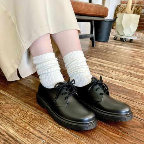 }jbVȃ[XAbvV[ÝAƂۂ݂̂ܐŏ炵͋CɎdグ1B▭ȃ{[̃\[ōۂVGbgA[XAbvfUCōb܂𒲐ł̂|CgB\[܂ň̐^Ȃ̂ŐȂɉALX^COɍ킹fUCœVCɂ̂BTvɂĎBeĂ܂̂ŁA~FASFAn̐F̎dlɕύXꍇ܂B炩߂BL,LL͑傫߂̃TCYƂȂĂ܂B CɋLڂ̐͒ʏ̃TCY\Lł͂܂̂łӂB36S37M39L41LL[^:R-1022]