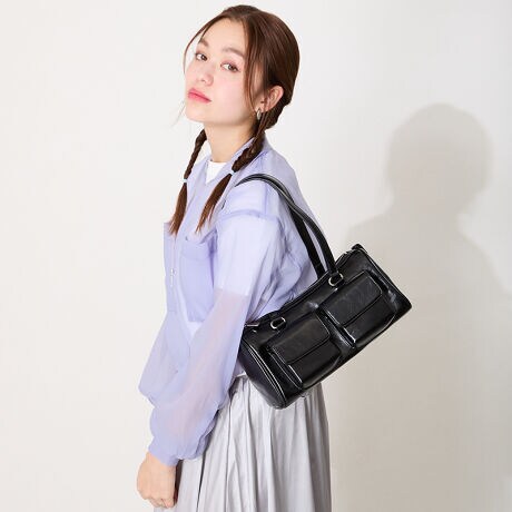 ̃VGbgۂ{XgobOBtgɂ2tbv|PbgtĂAƎobvCzȂǂ̏ނ[\B𒷂邱Ƃɂ̈ߗނ̎łȂɊ|̂ŋGߖ킸􂷂邱ƂoBobO`[ȂǂtΈCɃgĥR[fɁBTvɂĎBeĂ܂̂ŁA~FASFAn̐F̎dlɕύXꍇ܂B炩߂B[^:BA-247]