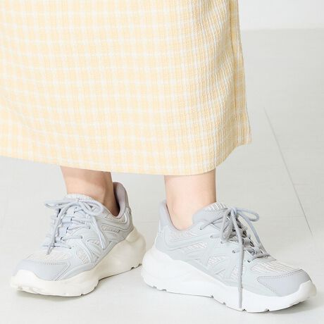 Abp[Ɏ{Z[XloĂXj[J[oBo[p[cǂANZgŁA{[}ƂVGbgƁA_炩ȃg[J[ł܂Ƃ߂fUCX|[eB[Ȃ̂ŊÂ߂̃tF~jR[fɂ҂BGߖ킸gďdȂ肷ȂfUCd󂷂1BTvɂĎBeĂ܂̂ŁA~FASFAn̐F̎dlɕύXꍇ܂B炩߂B[^:OT3760]