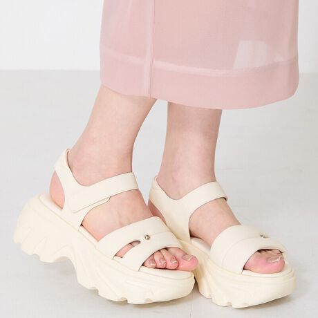 ̊pfbg̃{[~[ATCh̃JbgCƊۂX^bYŔvXړxNo.1̃T_B_炩̃}bgȃX[XfނɁANbṼpfbgDݍł邤ɂNbV𓋍ڂĂ̂ŒɂȂɂAXgbv̓}WbNe[vɂĒE֗ȍɁB፷Ȃq[ŕ₷͔QBTvɂĎBeĂ܂̂ŁA~FASFAn̐F̎dlɕύXꍇ܂B炩߂B[^:51206]